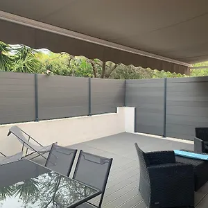 Grande Terrasse Emplacement Au A 1 Minute De La A Pieds Cassis